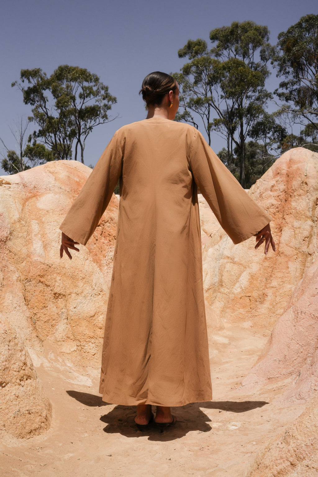 Aylaen Abaya