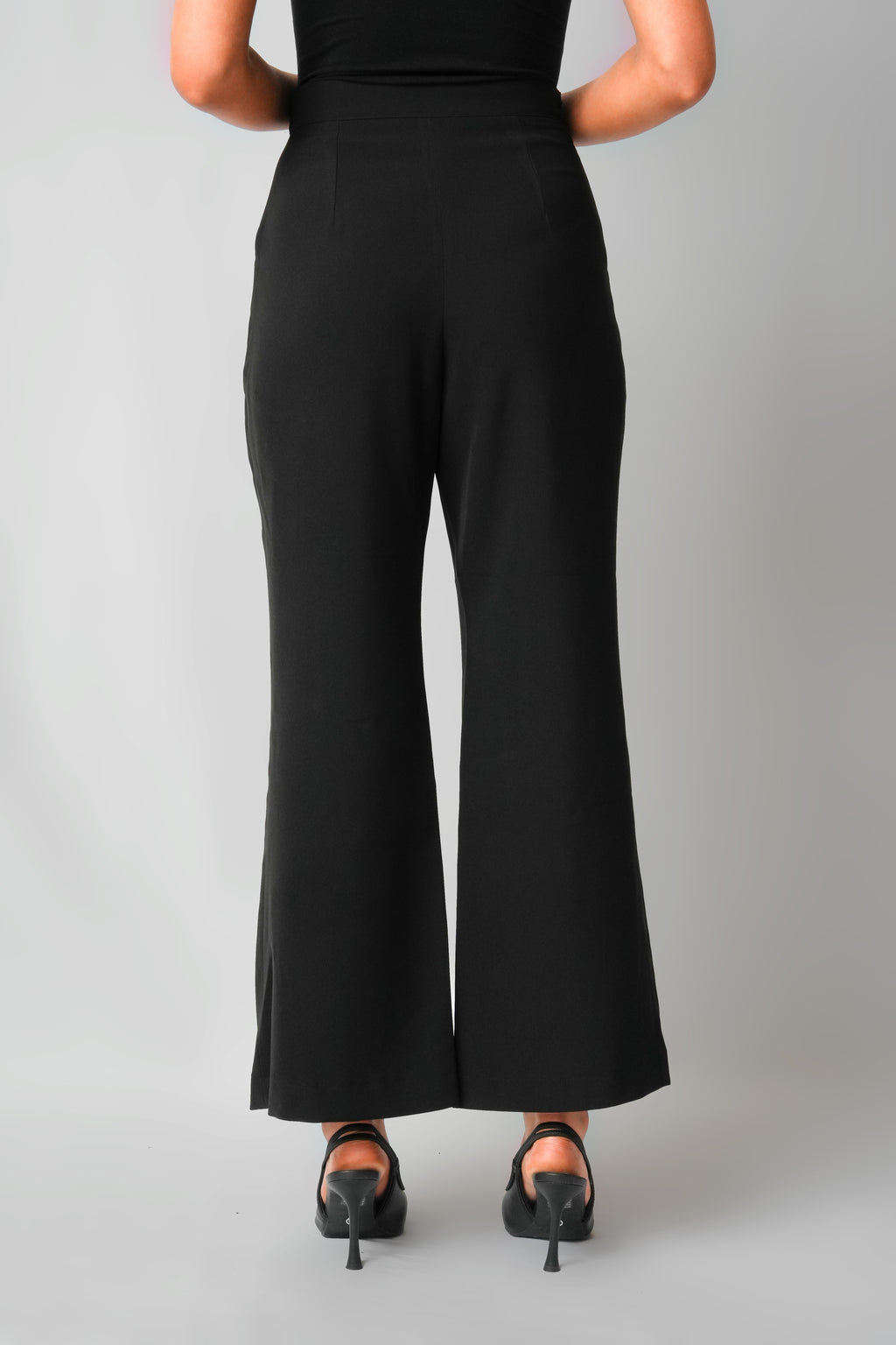 Black Élan Sets