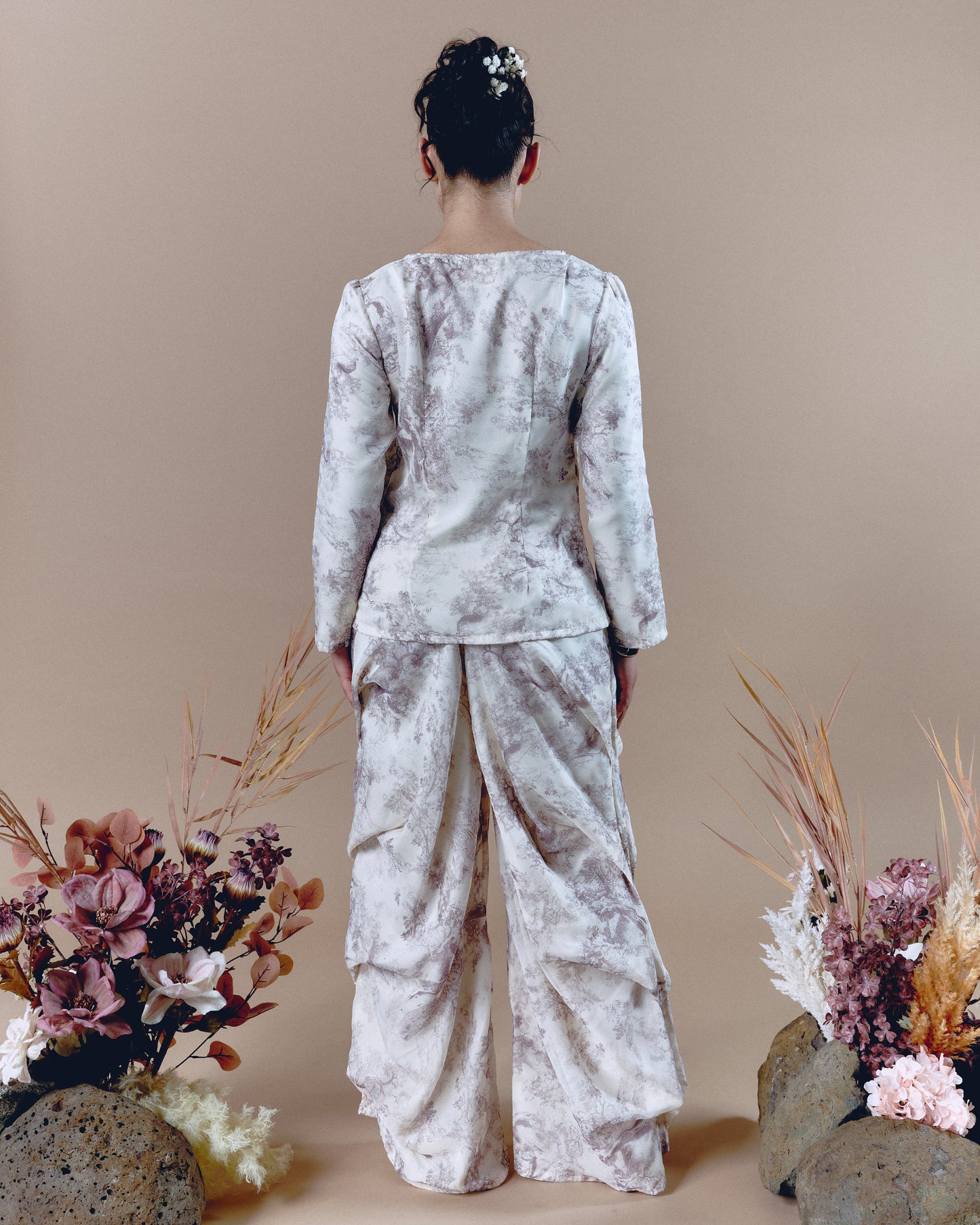 Pleated Shirt Long Sleeve Brown